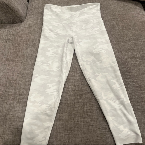 SPANX Pants - SPANX Gray Leggings Comfortable Bottoms